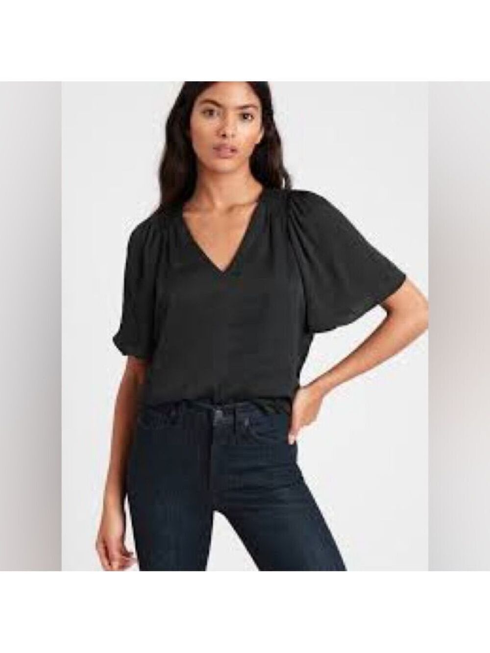 NWT BANANA REPUBLIC PETITE SATIN FLUTTER-SLEEVE TOP IN BLACK. SIZE XS